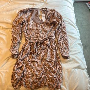 American Eagle long sleeve floral dress